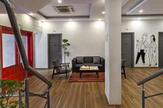 Нью-Дели: FabHotel Majestic JPM