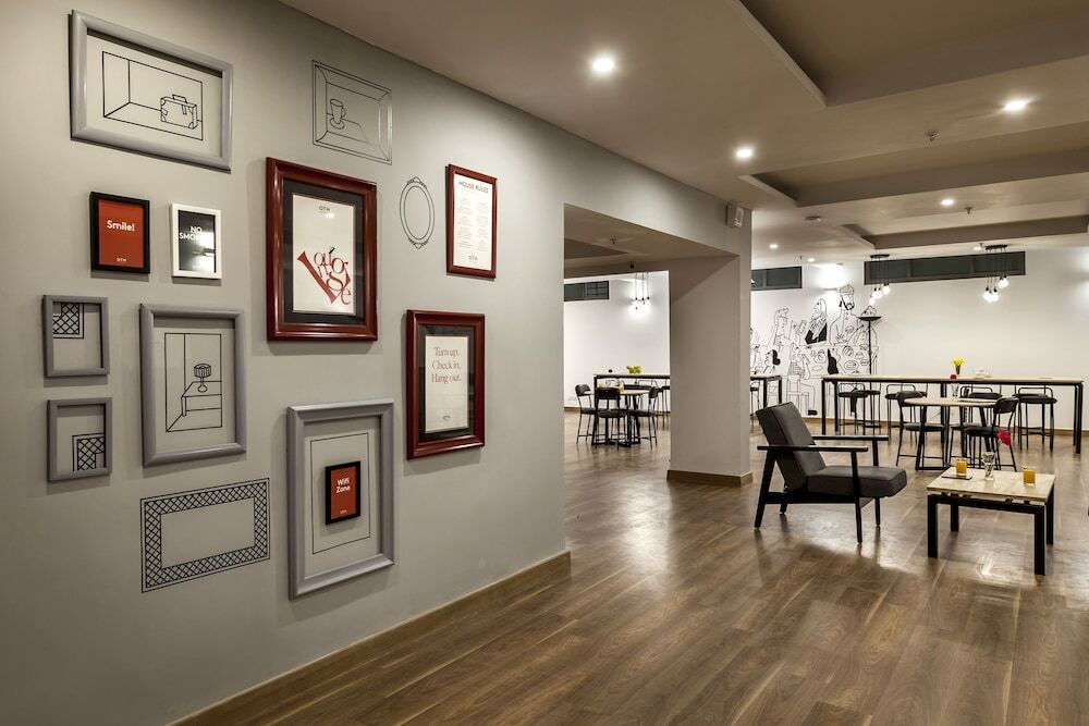 Нью-Дели: FabHotel Majestic JPM