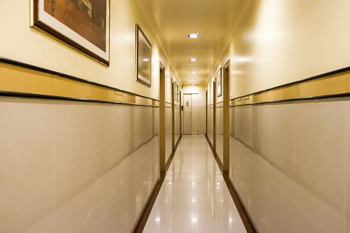 Бангалор: Capital O 333 Hotel Crystal Homes