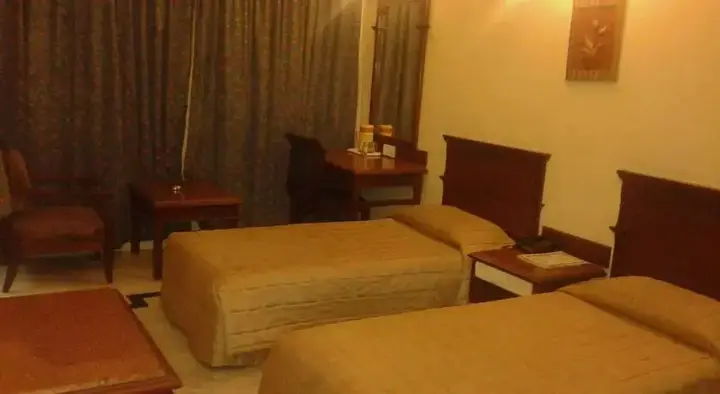 Веллор: Aavanaa Inn