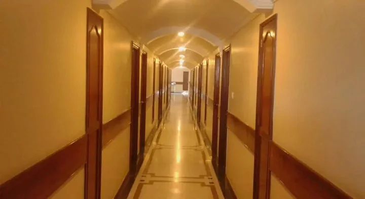 Веллор: Aavanaa Inn