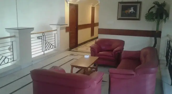 Веллор: Aavanaa Inn
