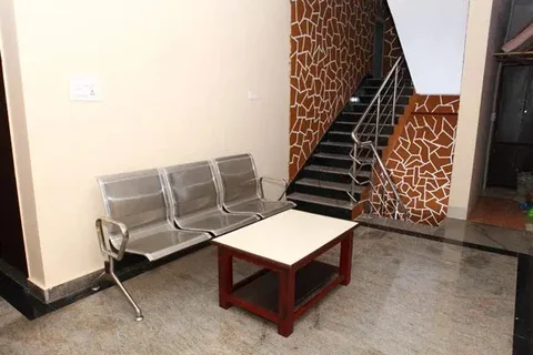 Тирупати: Nest Residency