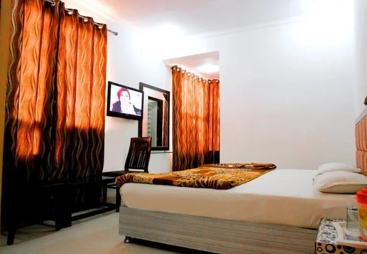 Амритсар: Hotel Axis Inn