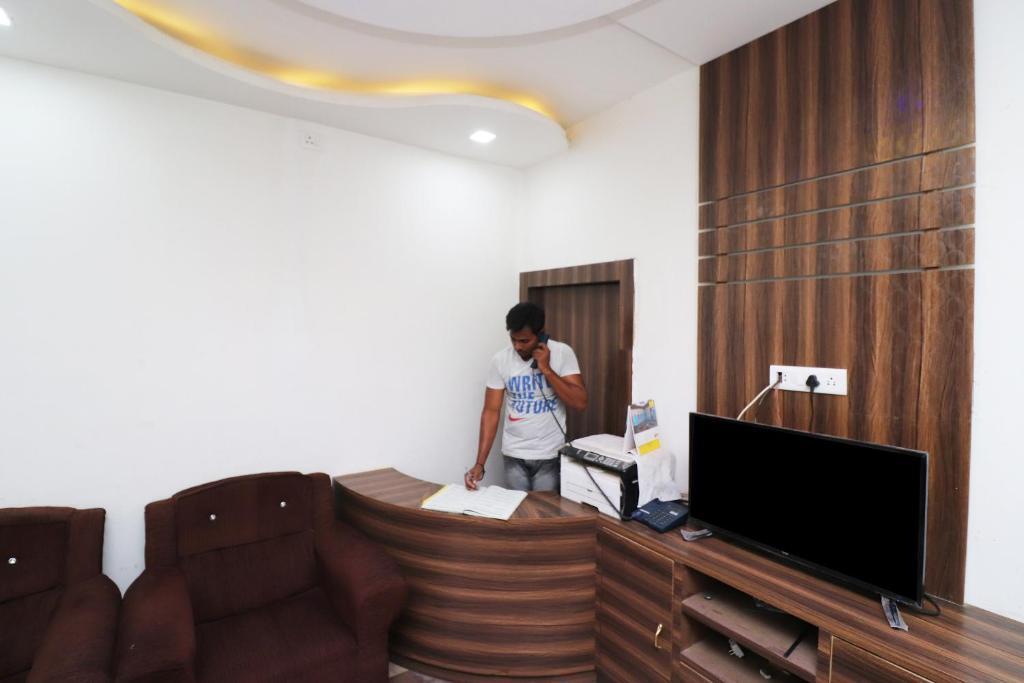 Раджгир: Hotel Vijay