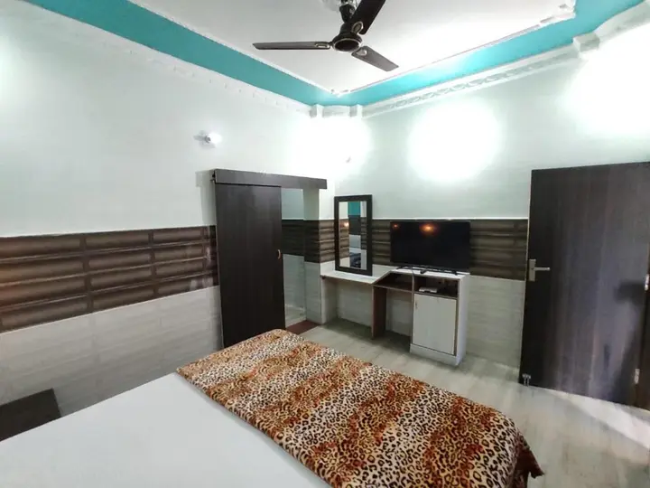 Раджгир: Hotel Vijay