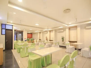 Лакхнау: Treebo Stay Inn International