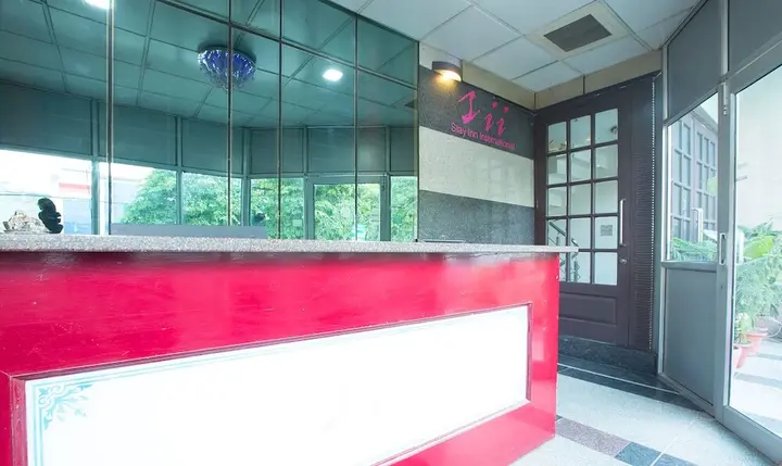 Лакхнау: Treebo Stay Inn International