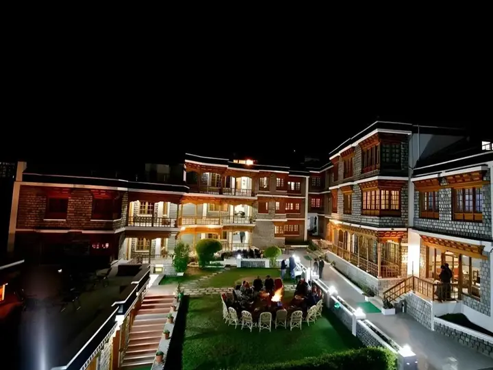 Лех: Hotel Spic N Span