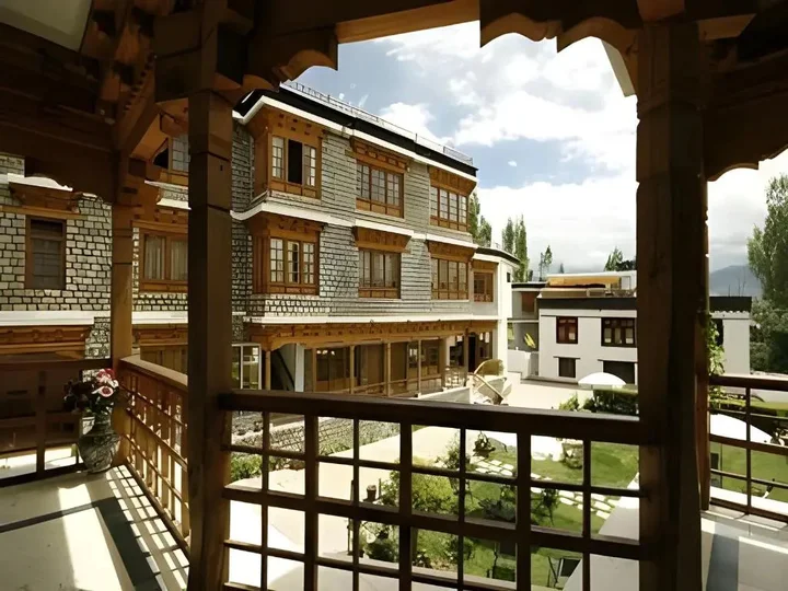 Лех: Hotel Spic N Span