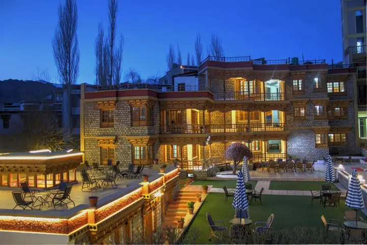 Лех: Hotel Spic N Span