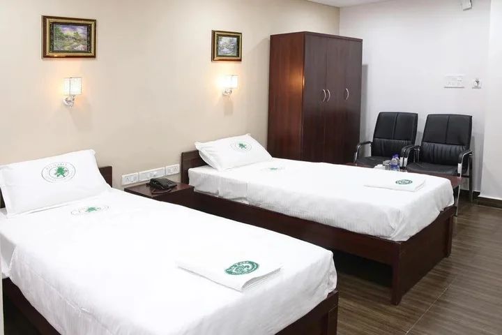 Ченнаи: OYO 1001 Palmtree Corporate Anna Nagar