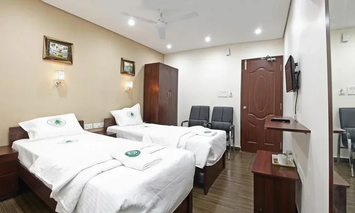 Ченнаи: OYO 1001 Palmtree Corporate Anna Nagar