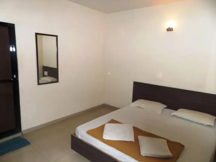 Тхане: Hotel Cosmo Lodging