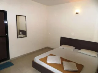 Тхане: Hotel Cosmo Lodging