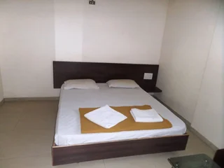 Тхане: Hotel Cosmo Lodging