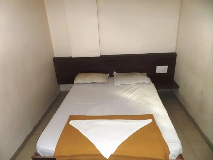 Тхане: Hotel Cosmo Lodging