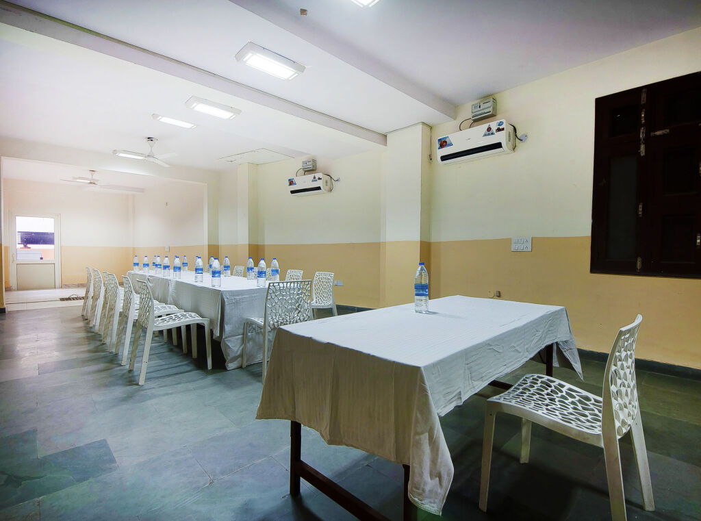 Charanpahari Hotel by OYO Rooms — фото 3