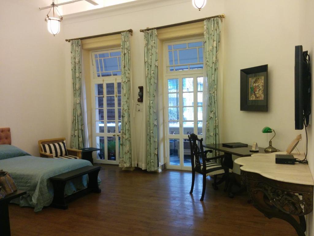 Колката: The Harrington Residency