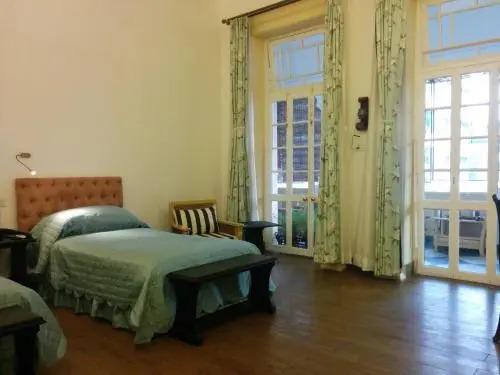 Колката: The Harrington Residency