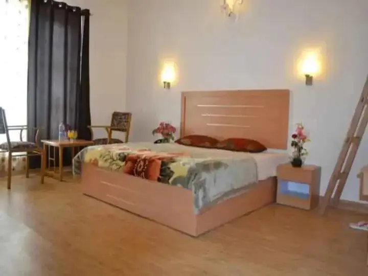Манали: Apple Croft Cottage