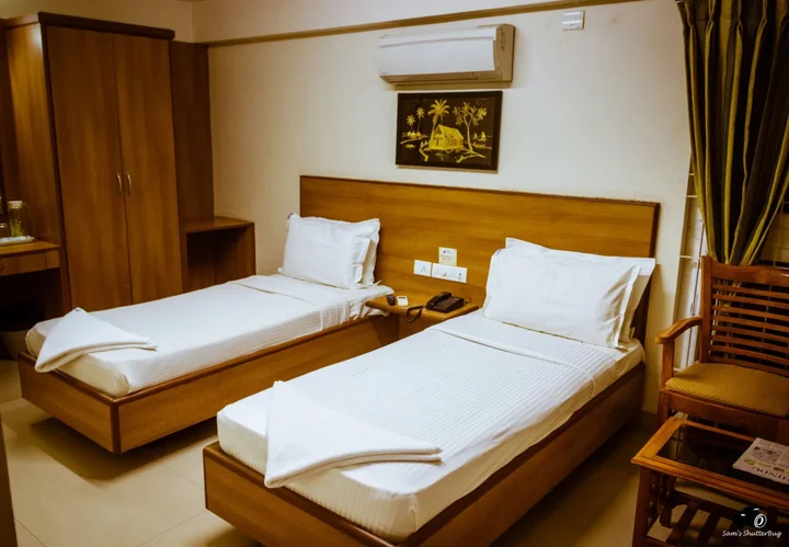 Коимбатур: Hotel SPR Inn