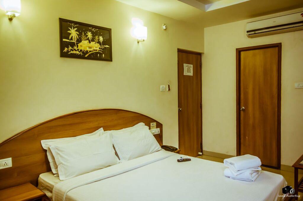 Коимбатур: Hotel SPR Inn