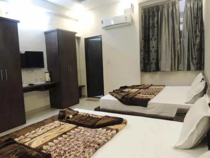 Беавар: Hotel Surya Mahal
