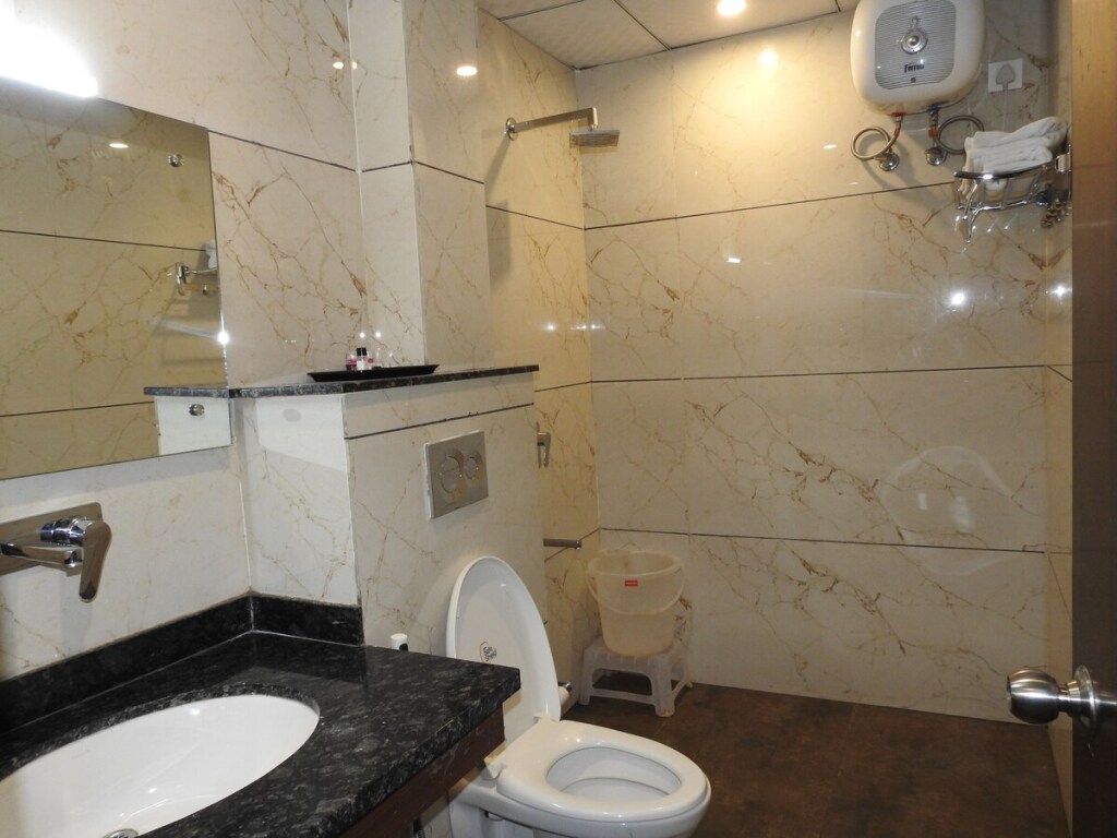 Дехрадун: Hotel Aakash Residency