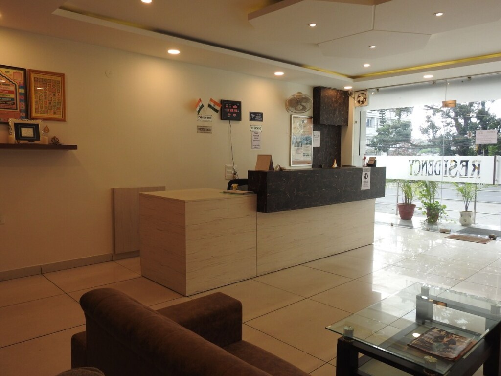 Дехрадун: Hotel Aakash Residency