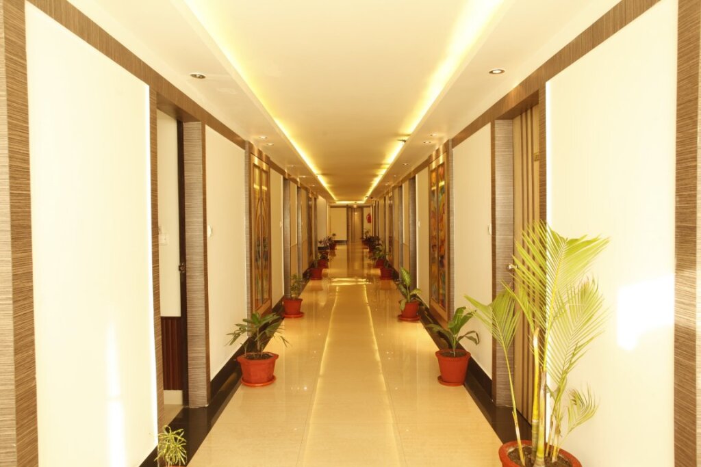 Дехрадун: Hotel Aakash Residency