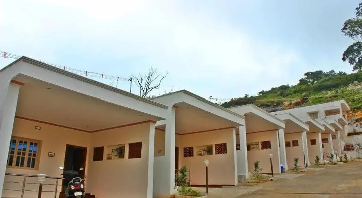 Салем: Chill Breeze Resort