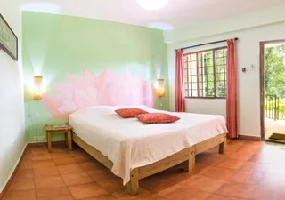 Кумили: Chrissies Hotel