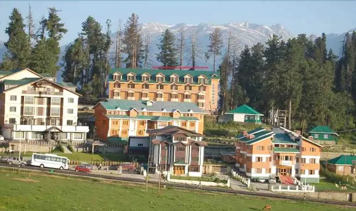 Гульмарг: Hotel Zahgeer Continental