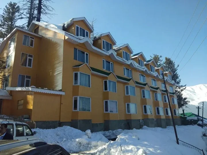 Гульмарг: Hotel Zahgeer Continental