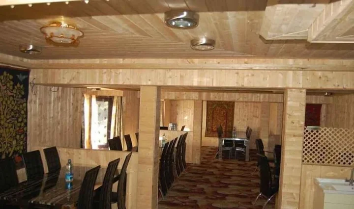 Гульмарг: Hotel Zahgeer Continental