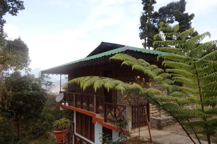 Пеллинг: The Barfung Retreat