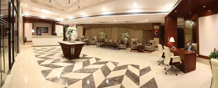Нью-Дели: The Nikunj Hotel