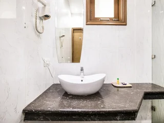 Гуруграм: FabHotel GRD DLF Square