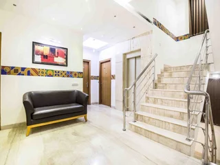 Гуруграм: FabHotel GRD DLF Square