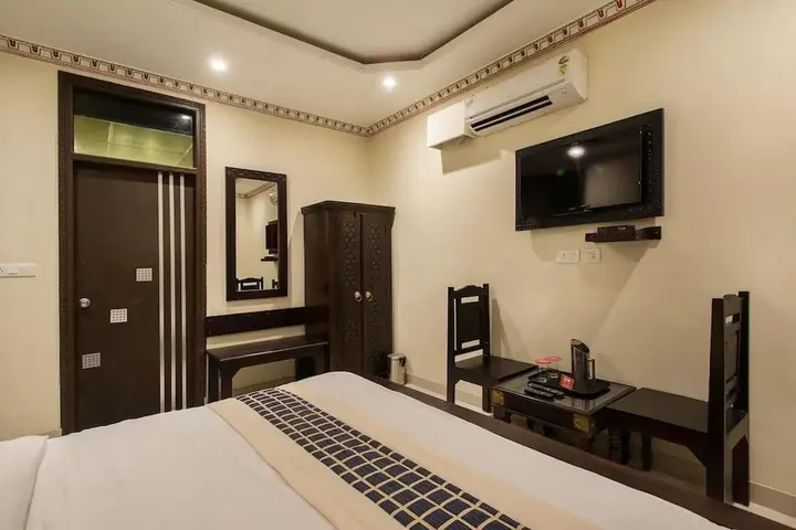 Джайпур: Surya Garh Hotel