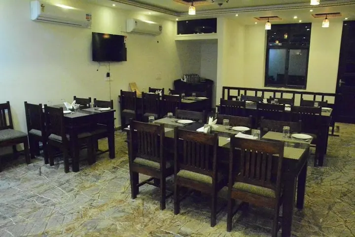 Джайпур: Surya Garh Hotel
