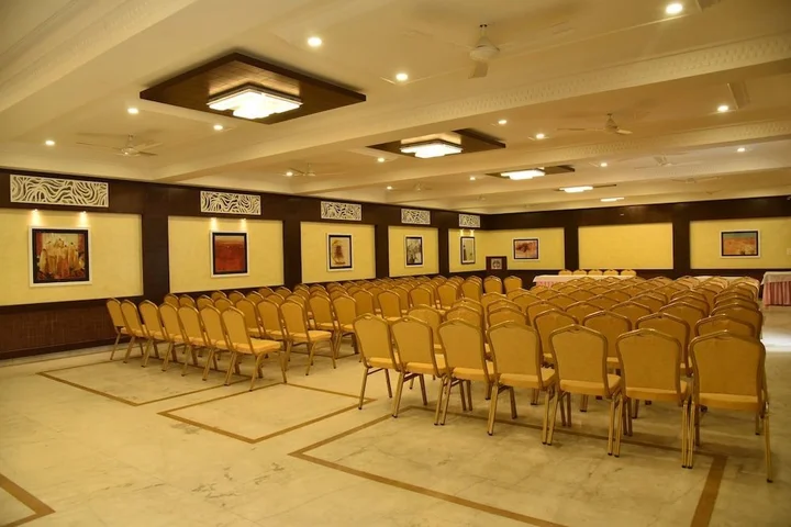 Ратлам: Hotel Ajanta Palace