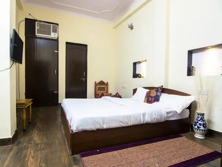 Джайпур: The Karauli Villa by Le Pension Stays