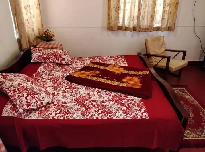 Кунур: YWCA Wyoming Guesthouse