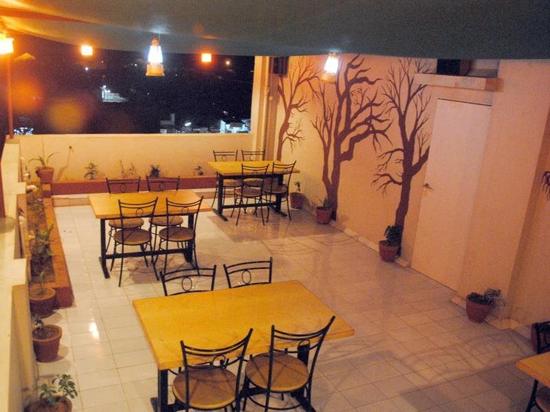 Дварка: Hotel Radhe