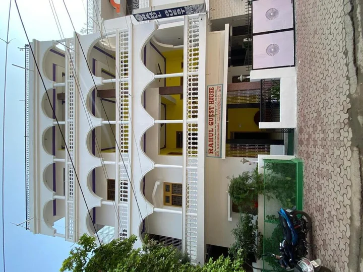 Бодх-Гая: Rahul Guest House