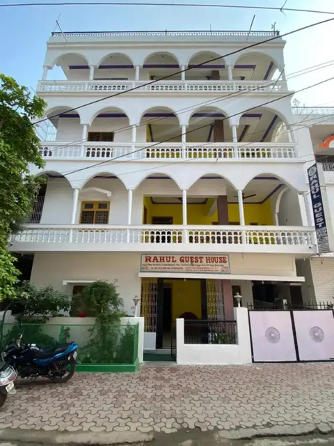 Бодх-Гая: Rahul Guest House