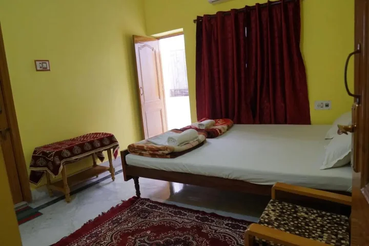 Бодх-Гая: Rahul Guest House