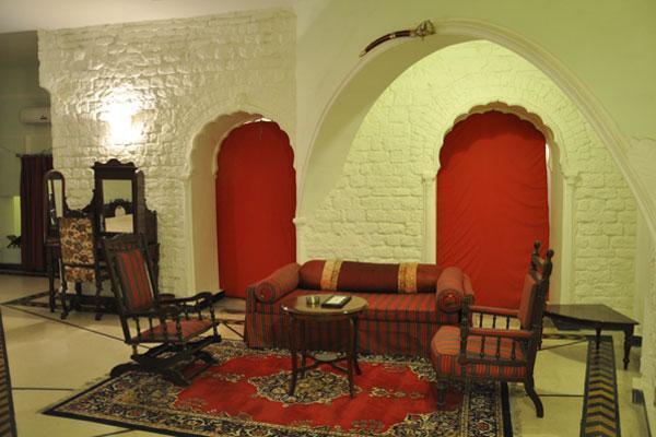 Нурпур: The Fort Nalagarh